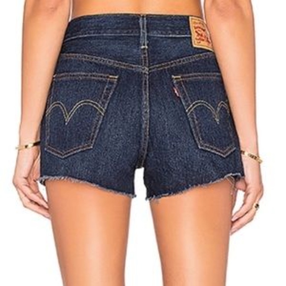 Levis 501 cut off jean shorts, Dark Denim- NWT - Picture 3 of 4